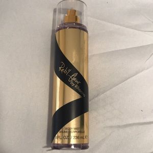Reb’l fleur by Rihanna body mist
